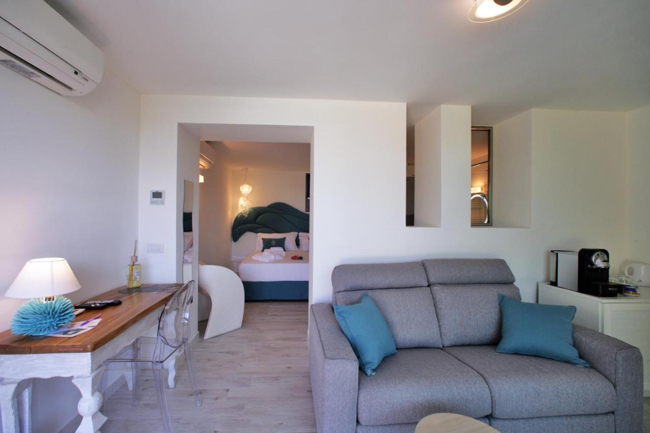 Geco Di Giada Art Suites - Adult Only Porto Rotondo Extérieur photo